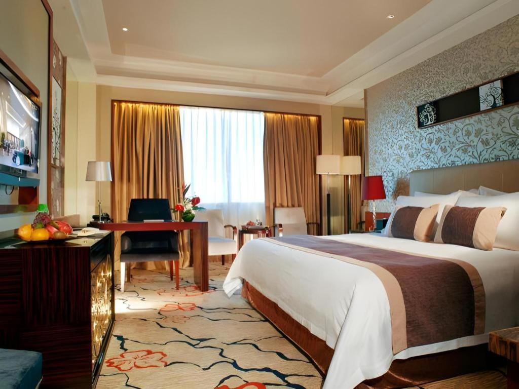 Eurasia International Hotel Dongguan  Exterior photo