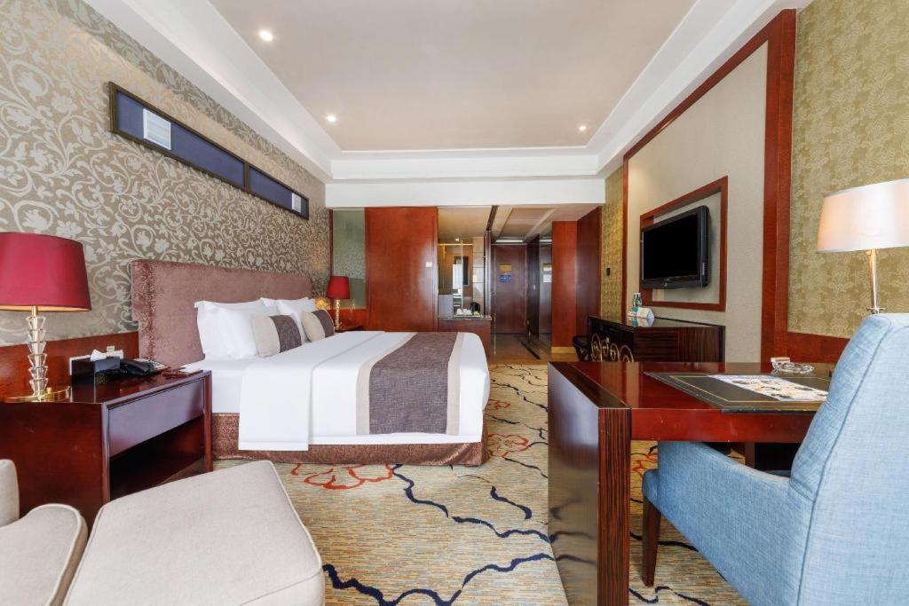 Eurasia International Hotel Dongguan  Exterior photo