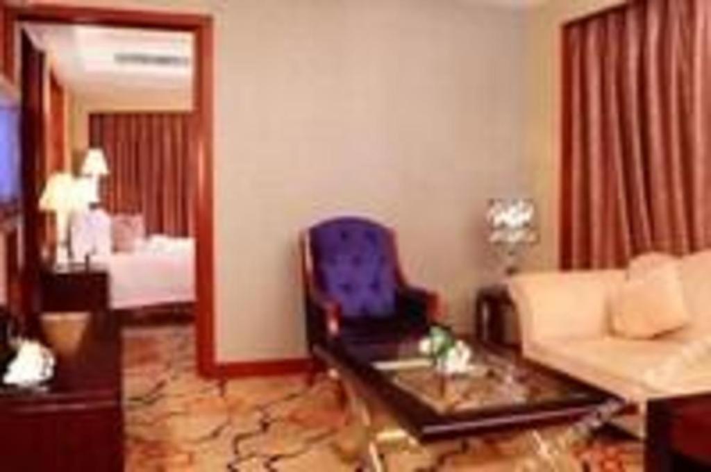 Eurasia International Hotel Dongguan  Exterior photo